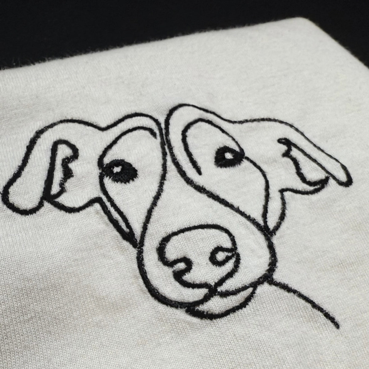 T-Shirt Embroidered PetGraphica